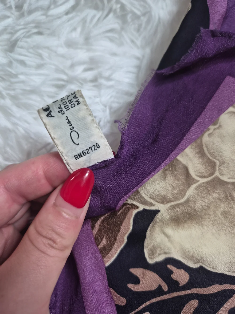 Womens Vintage Silk Scarf Oscar De La Renta Designer Purple Black Floral Print ✨